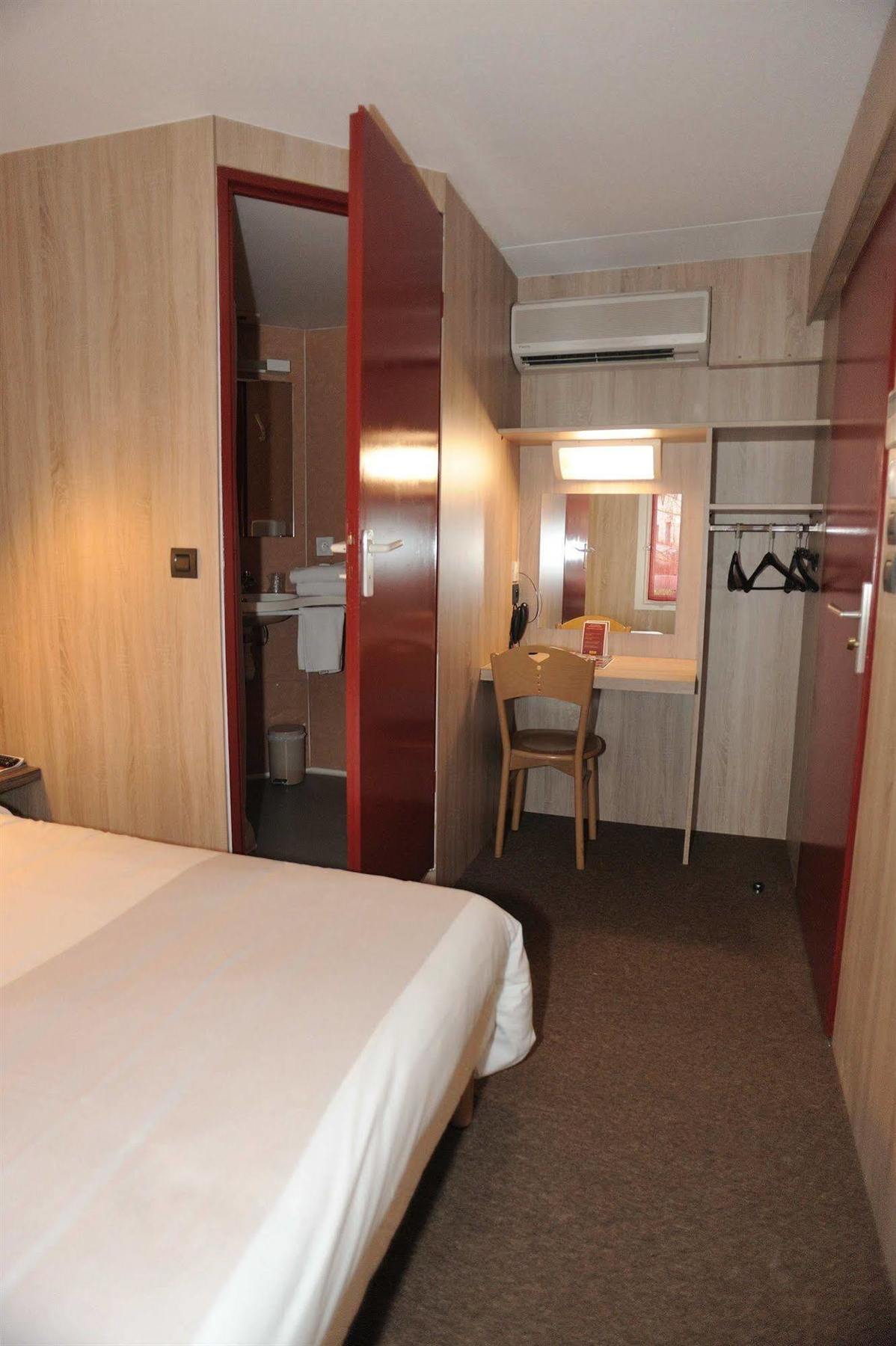 Hotel 4 Saisons Onet-le-Château Kültér fotó
